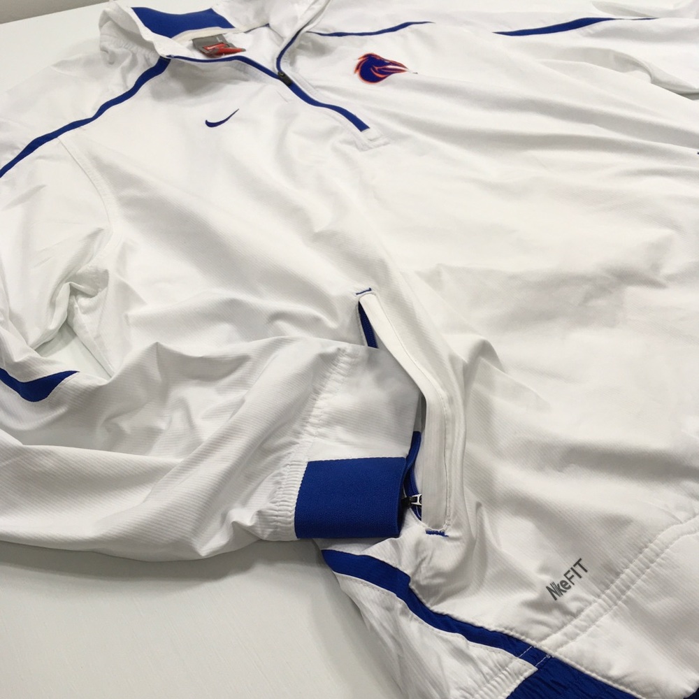 Nike Team | Boise State White Wind Break Pull Over - Picture 3 of 6